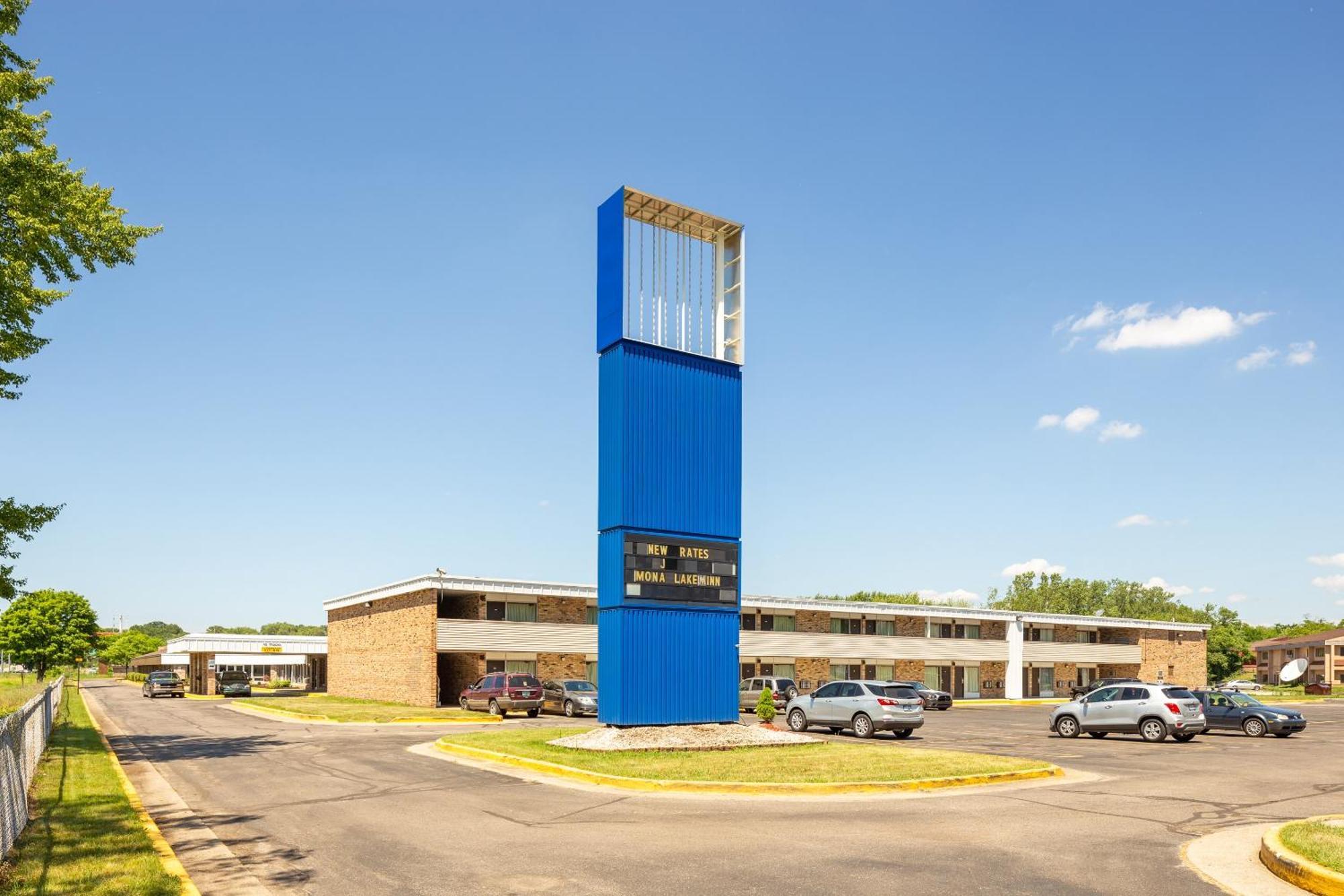 Oyo Hotel Mona Lake Muskegon Exterior foto